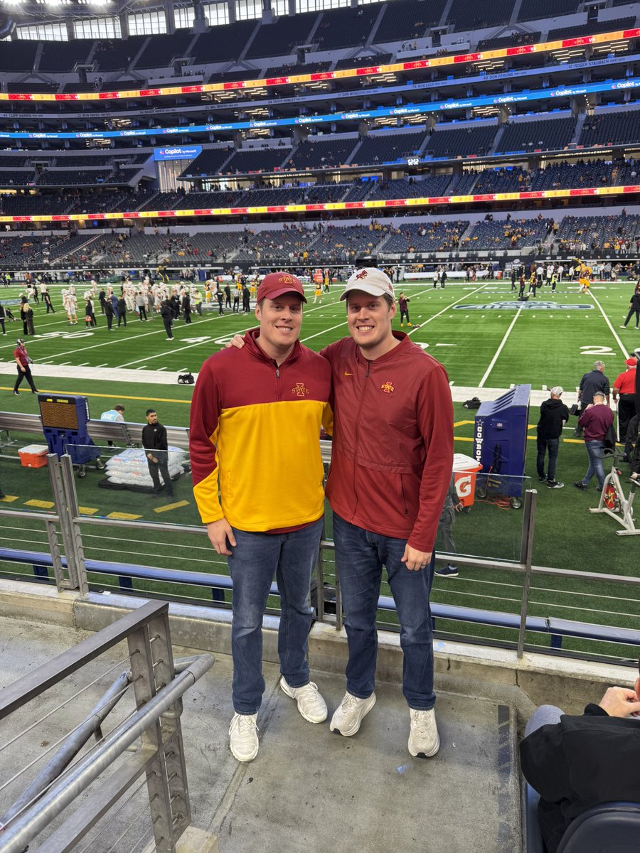 Pack the Jack South! Go CLONES! 🟡🔴🏈