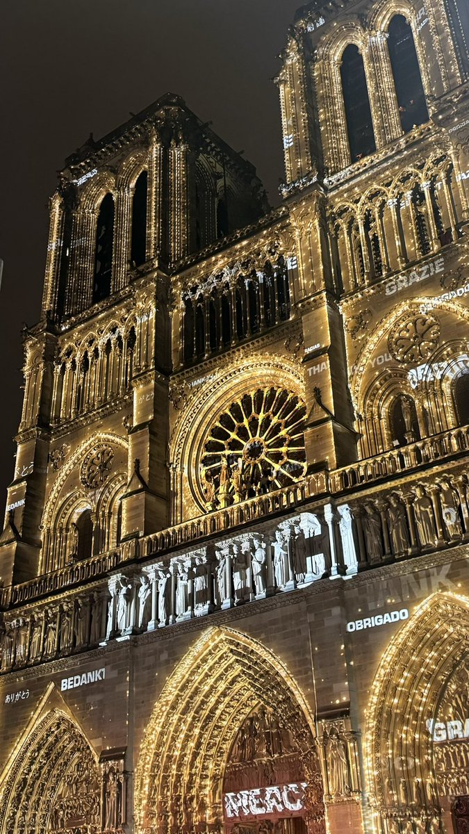Merci. #NotreDameDeParis