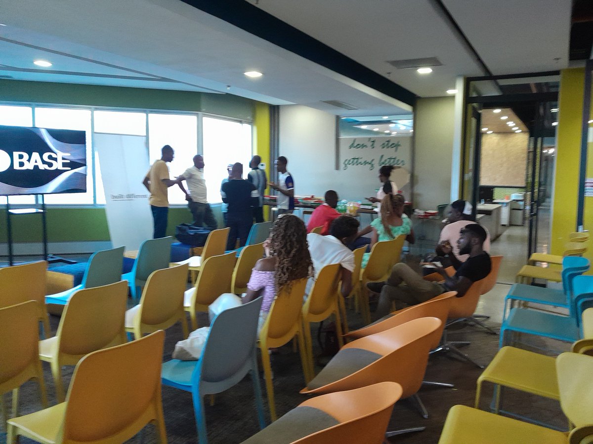 builtndifferent's tweet photo. We had a great event today, "How to build your onchain application on Base and Ethereum" https://t.co/26RiqHaMdx