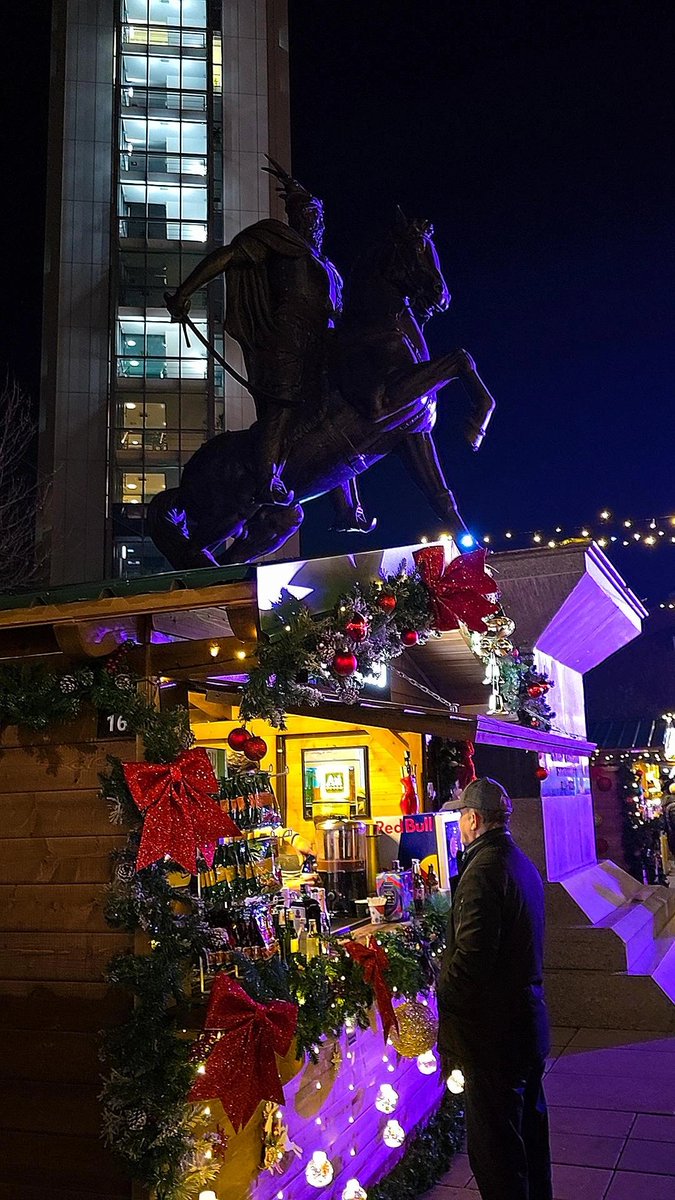 Shpend_Lila's tweet photo. Prishtinë, probably the biggest Christmas market in Europe. https://t.co/IzRm4zoGwr