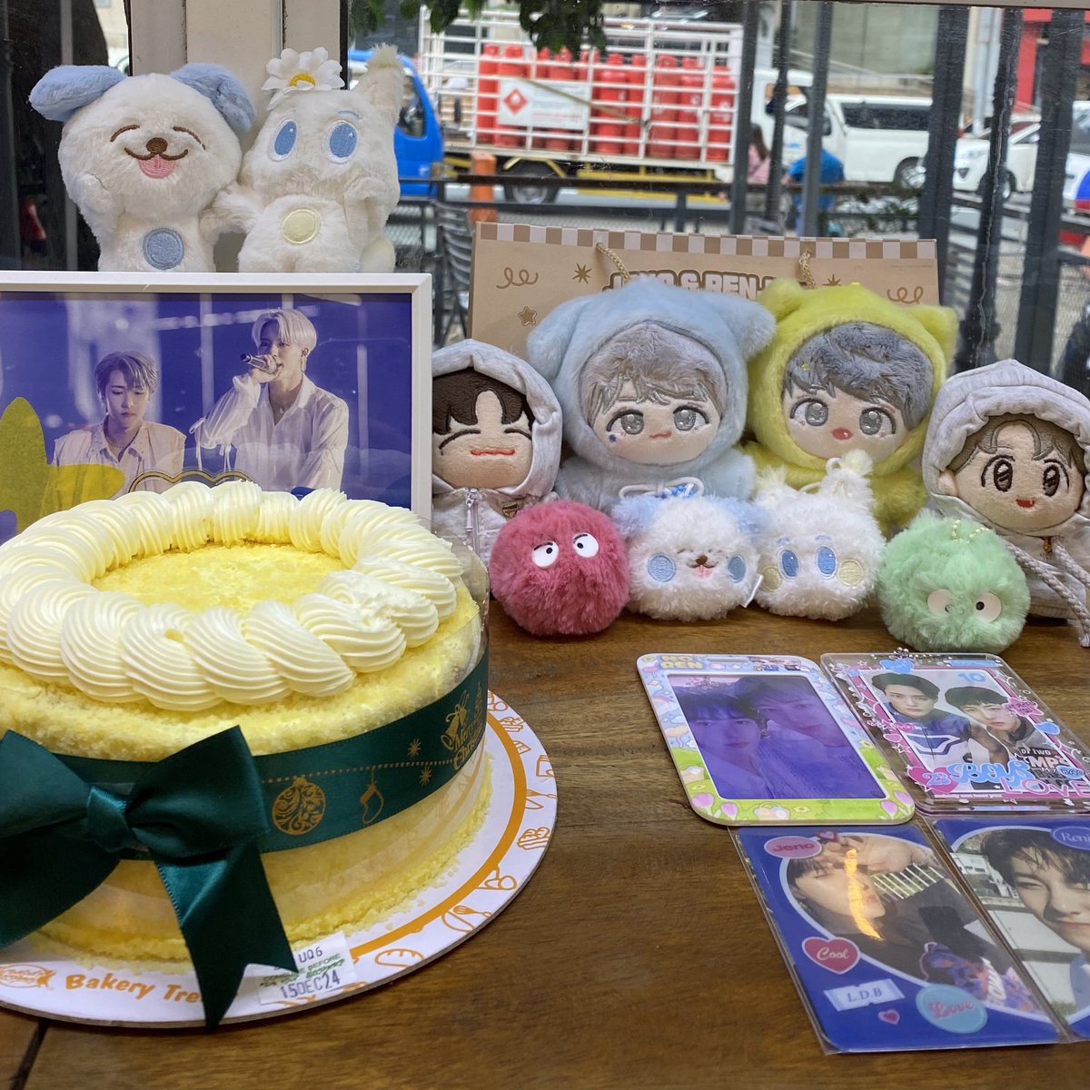 with__noren's tweet photo. 𝙻𝚘𝚟𝚎𝚍 𝚢𝚘𝚞 𝓽𝓱𝓮𝓷,
𝚕𝚘𝚟𝚎 𝚢𝚘𝚞 𝓼𝓽𝓲𝓵𝓵.

thank you for spending the day with us! we hope you felt the warm NOREN love we wanted to share with you all.

from the bottom of our hearts, happy NOREN year𑁤 we can’t wait to see you again soon!

#oriJENallymadeforREN https://t.co/PqrkLmcZny