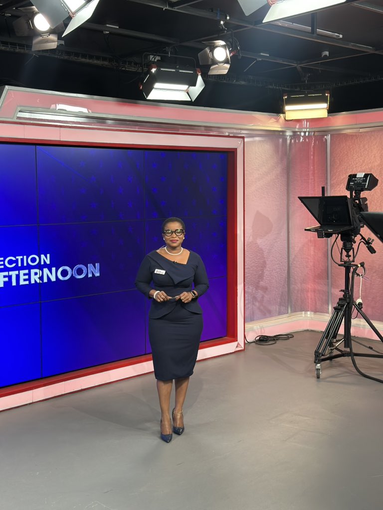 EmefaApawu1's tweet photo. Under 30 minutes to close of polls… #ElectionAfternoon is on… #ElectionHQ https://t.co/sNDvk4tT6r
