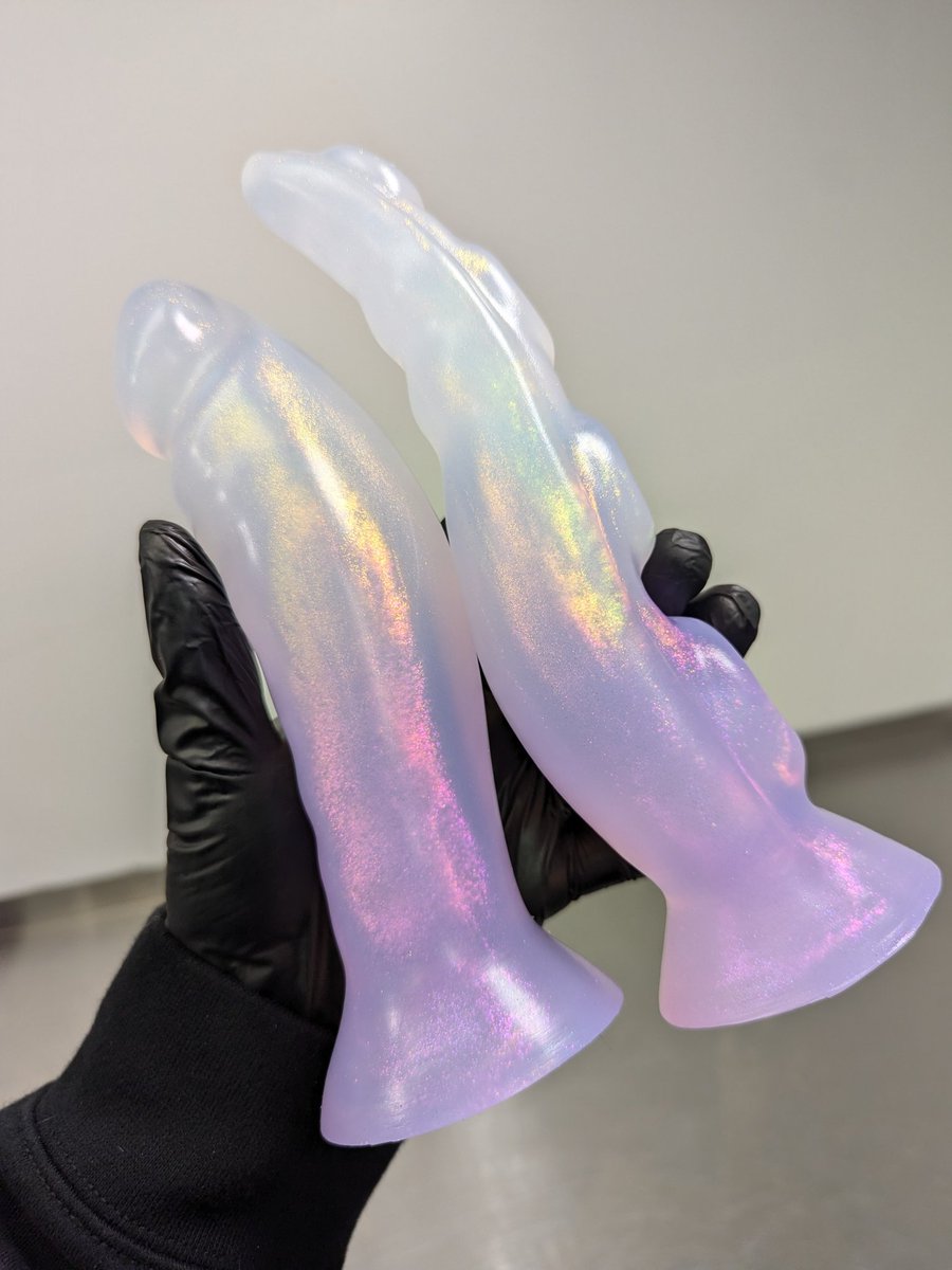 A few more models in our True Magic pour ✨