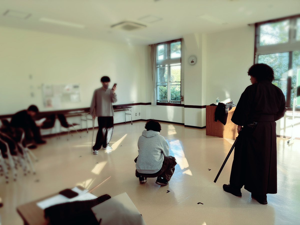 kakumeinoie's tweet photo. 本日は「革命の家」の2日後に行われる「竜馬を殺す」の顔合わせでした！

こちらも同じシアターサンモールでやります！

新年からプープージュースが盛りだくさんです。
是非劇場にお越しください！

#竜馬を殺す
#革命の家 https://t.co/mSFflTSJ6E