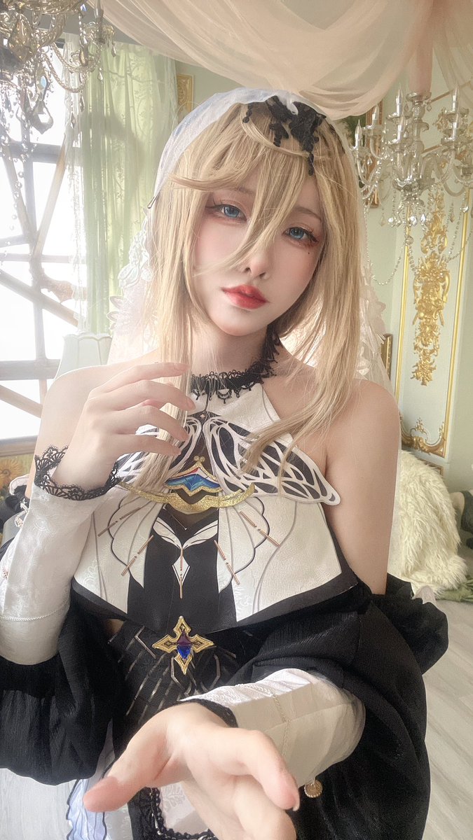bizaiovo's tweet photo. #阿波尼亚 #崩坏3
#cosplay
#阿波尼亞 #崩壊3rd
#Honkai3 https://t.co/KK0ZJzHOHV