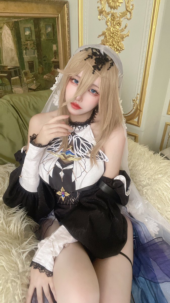 bizaiovo's tweet photo. #阿波尼亚 #崩坏3
#cosplay
#阿波尼亞 #崩壊3rd
#Honkai3 https://t.co/KK0ZJzHOHV