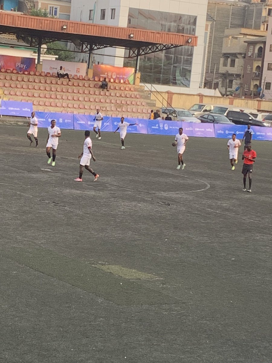 GularFc's tweet image. Bebe with the equalizer!!!!!!  1-1