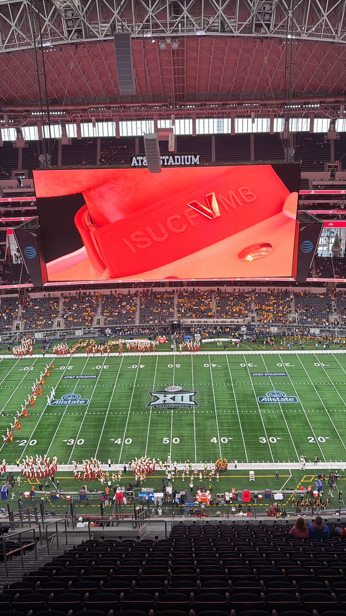 CycloneFB Video tweet media