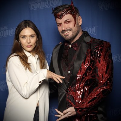 EssXfan's tweet photo. One of the best days of my life. 

#NewProfilePic #ElizabethOlsen #ScarletWitch #Dapper #Cosplay #Genderbend #NYCC https://t.co/0CuhVTv8Qn