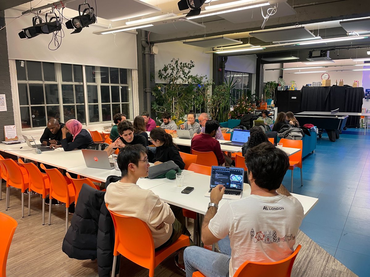 codebarLDN's tweet image. We are incredibly grateful to @SoftwireUK
for hosting our workshop. We can’t wait to be back in January 2025, ready for more learning, growth, and collaboration! 🚀Sign up codebar.io