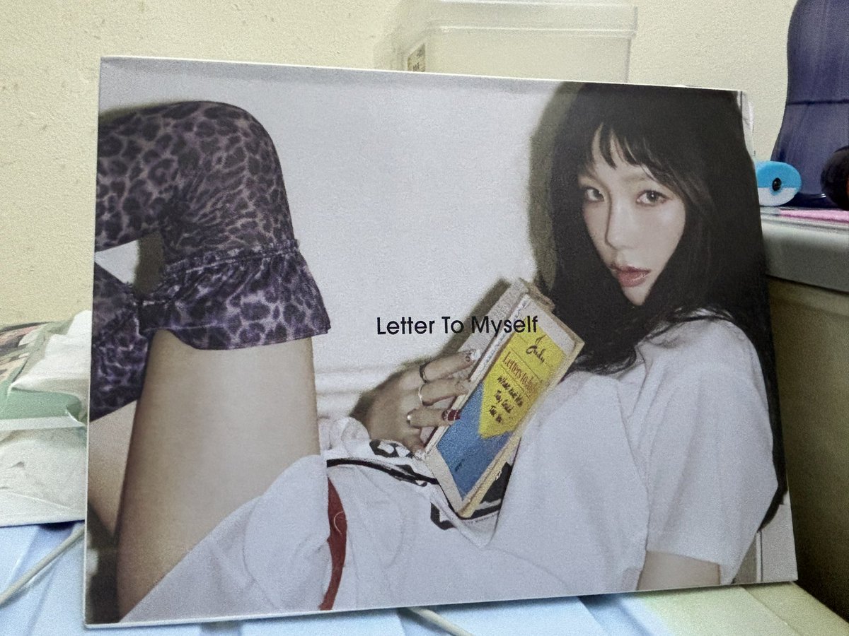 Byulie_1222's tweet photo. My pulls and my fav taeyeon🧏🏻♀️😻🥹
#Taeyeon #mypulls https://t.co/JyIWT1oTP9