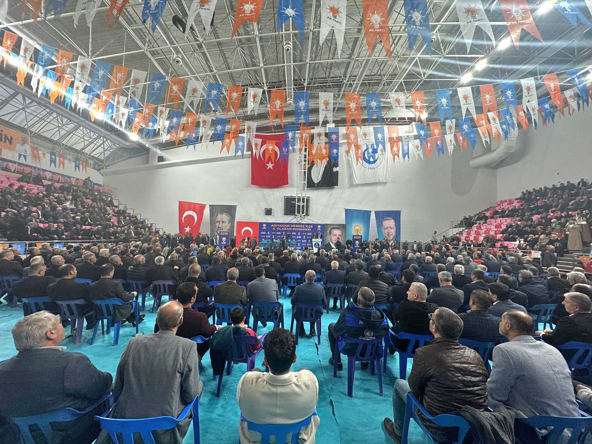 m_fatiholgun's tweet photo. AK Parti Adıyaman Merkez İlçe Kongremizi Coşkuyla Tamamladık!
Bugün davamıza gönül veren kıymetli teşkilat üyelerimiz ve hemşehrilerimizle birlikte güçlü bir kongre gerçekleştirdik. Birlik, beraberlik ve kardeşlik ruhu ile çıktığımız bu yolda, Adıyaman’ımız için hep birlikte daha çok çalışacağız.
Kongremize katılım sağlayarak bizleri onurlandıran geçmiş dönem bakanımız ve MKYK üyemiz @ahmetarslan36 milletvekilimiz @HuseyinOzhan_ İl Başkanımız Faruk Bülent Kablan ve tüm misafirlerimize şükranlarımızı sunarız. @RTErdogan @erkankandemir @_yusufcoskun