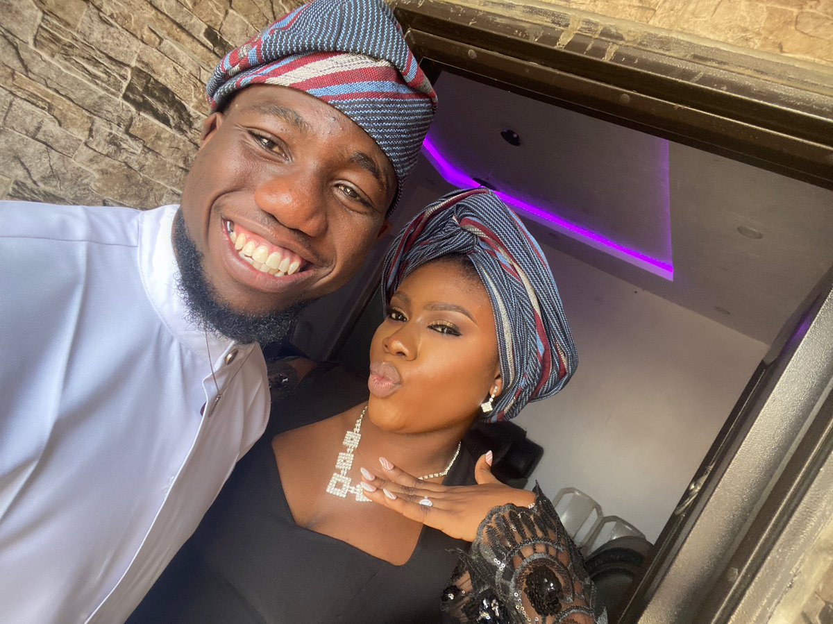 christabeiie_O's tweet photo. First of all???? https://t.co/v9vTNiJ9cr