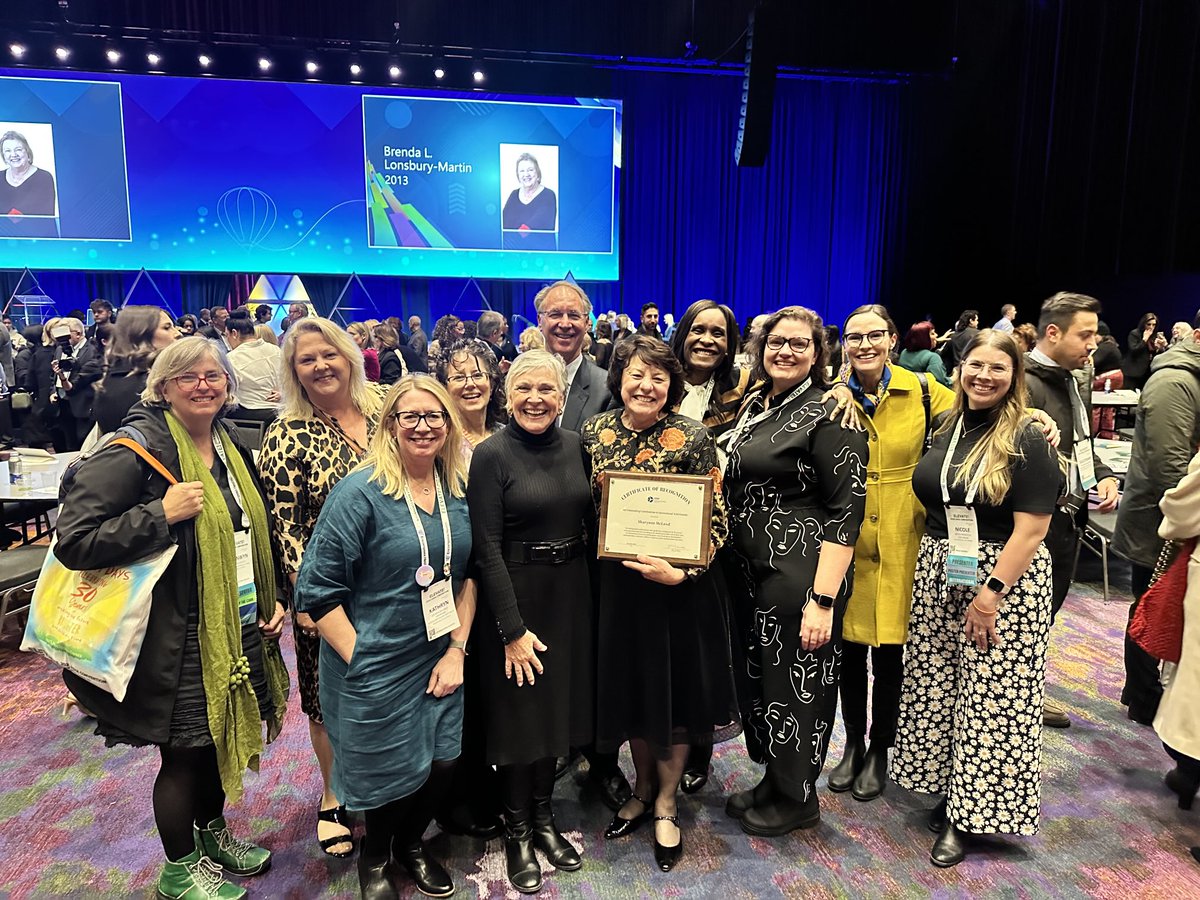 Sharynne McLeod (@sharynnemcleod) on Twitter photo So honoured to receive the Certificate of Recognition for Outstanding Contributions in International Achievement from the American Speech-Language-Hearing Association <a href="/ASHAWeb/">ASHA</a> at the Awards Ceremony asha.org/about/awards/c… <a href="/LynnWilliamsSLP/">Dr. Lynn Williams 🟧</a> <a href="/SpeechPathAus/">Speech Pathology Australia</a> So honoured to receive the Certificate of Recognition for Outstanding Contributions in International Achievement from the American Speech-Language-Hearing Association <a href="/ASHAWeb/">ASHA</a> at the Awards Ceremony asha.org/about/awards/c… <a href="/LynnWilliamsSLP/">Dr. Lynn Williams 🟧</a> <a href="/SpeechPathAus/">Speech Pathology Australia</a>