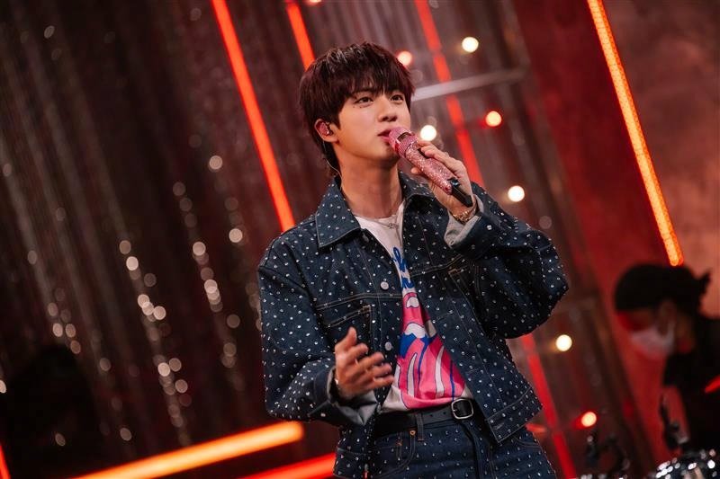 bangtanxtgalaxy's tweet photo. Venue101 Presents JIN SPECIAL https://t.co/eYCUWqicrI