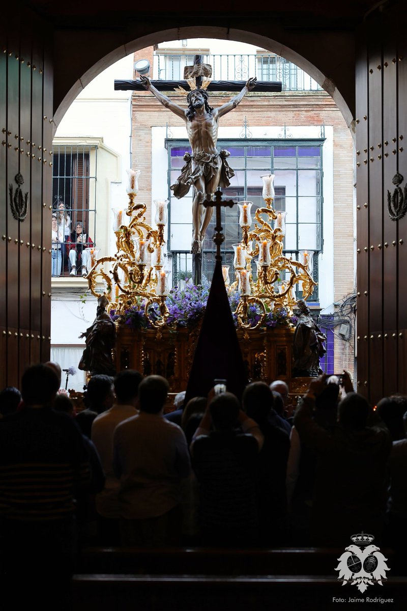 HdadCachorro's tweet photo. "Dios está con nosotros y no nos abandona nunca".

#IICongresoHdadesSevilla https://t.co/wytAuQ4TfF