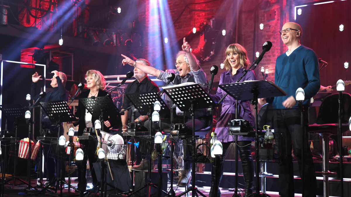 Merci de votre écoute.  C'était notre dernière émission régulière de 2024.
Nous vous invitons à écouter sur <a href="/icircpremiere/">ICI Première</a> le 31 décembre  18h00, rediffusion 1er janvier 11h00, notre édition spéciale  A L'ANNÉE PROCHAINE. 
À tous, de joyeuses fêtes!