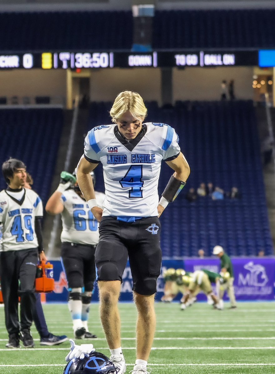 braden_rabideau's tweet photo. Blessed to be named 1st TEAM ALL STATE WR for the second year in a row‼️

@JimBaker52 @LCHS_CougarFB @ian_kress @brian_calloway @TheD_Zone @MichFBFrenzy @MIexposure @RisingStars6 https://t.co/C2DJifQmhG