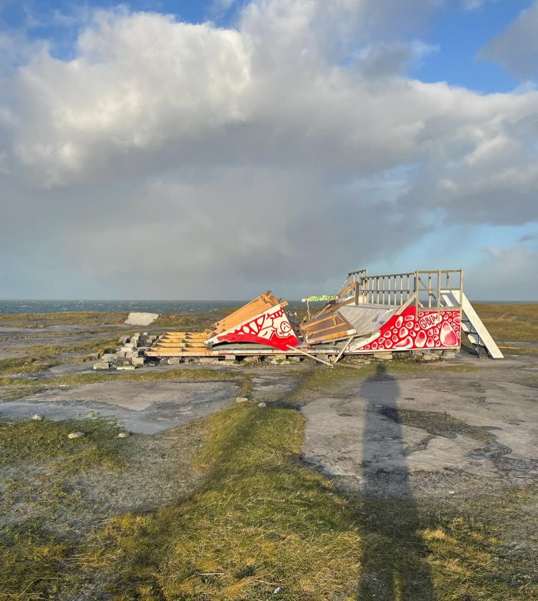GSAssoc_'s tweet photo. Ramp on Inis Oírr island succumbed to #StormDarragh 

More projects are needed!
@DeptCultureIRL

To help secure funding, please sign up to the ISA today, need 300 members before end of year, only 2.50 to join and get recognition by the state 🙏🛹🇮🇪

https://t.co/KTRKsZrTri https://t.co/YNQNDAMKyL