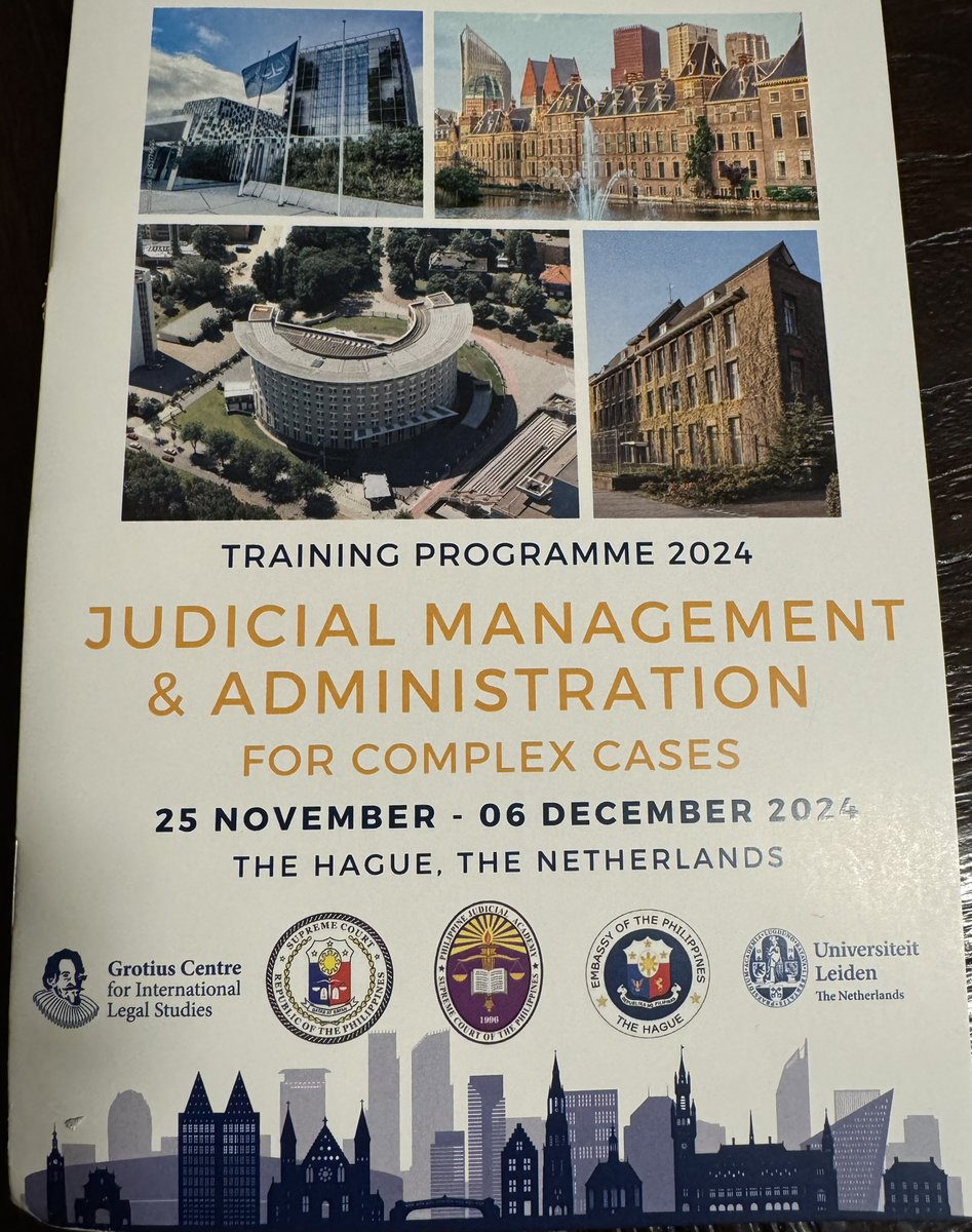 Carsten Stahn tweet media