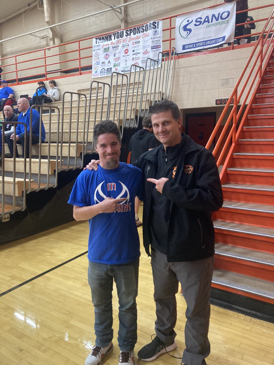 Enjoyed watching <a href="/MoberlyHoops/">Moberly Basketball</a> and <a href="/OGBoysHoops/">Oak Grove Hoops</a> play an overtime thriller.  Great to catch up with our former manager MC hammer and former coaches.  The season is here.  #GoPanthers