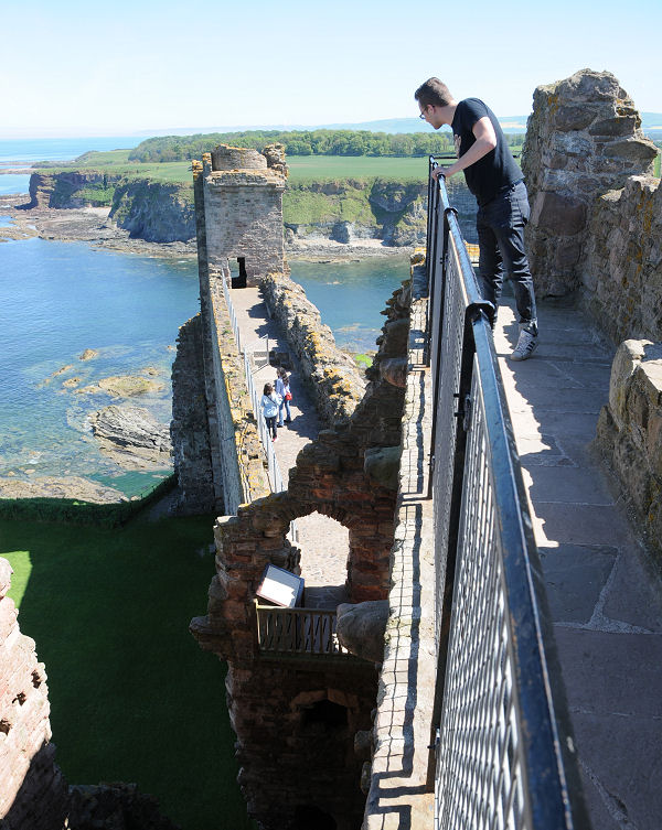 Undiscovered Scotland tweet media