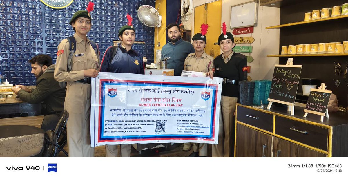 NCCDteJKL's tweet photo. On #ArmedForcesFlagDay, NCC cdts from Udhampur, Jammu &amp; Kathua, in collaboration with Zila Sainik Boards, honored the bravery of our Armed Forces. Cadets collected funds at iconic locations to support the welfare of ex-servicemen &amp; war widows, raising awareness and patriotism https://t.co/kUekF0e0oF
