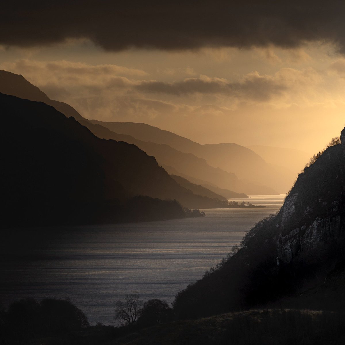 Pete Skyrme - windy-isle-photography (@peterskyrme) on Twitter photo Morning light streaming up Loch Maree from the road up and beyond Poolewe. Familiar? It will be to many of you. Shot this week with <a href="/mark_lj/">mark littlejohn</a> and two other great lads.
What a place to get to and from but no wonder people move and stay. It’s feckin beautiful. Morning light streaming up Loch Maree from the road up and beyond Poolewe. Familiar? It will be to many of you. Shot this week with <a href="/mark_lj/">mark littlejohn</a> and two other great lads.
What a place to get to and from but no wonder people move and stay. It’s feckin beautiful.