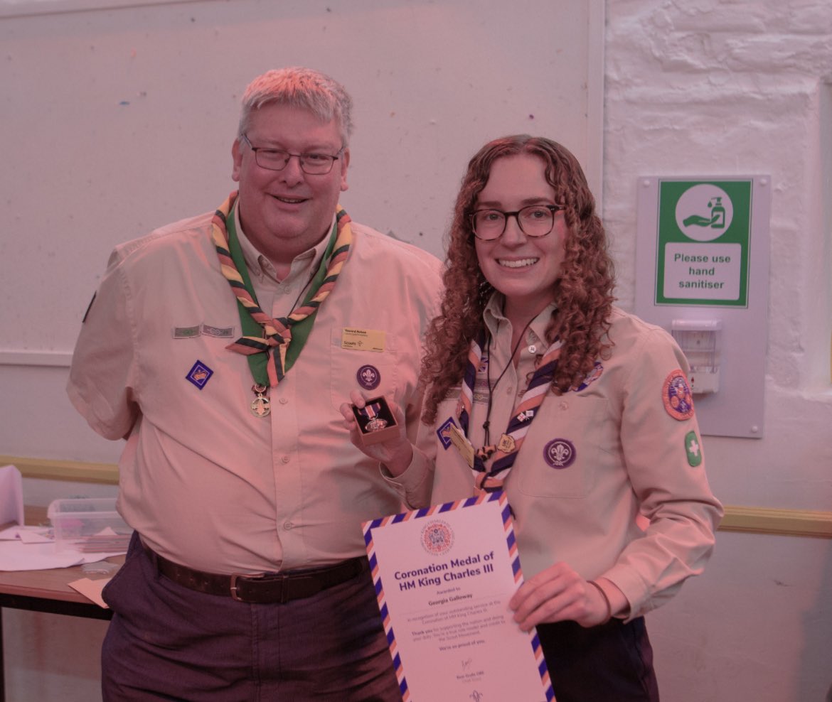 LincsScout's tweet photo. Honoured to present Georgia with her King’s Coronation Medal at Young Leader training. It was super to be presented it alongside Explorers and Squirrel Scouts meeting today in the same place as Georgia started Scouting. @stambournescout @scouts https://t.co/DlzhipScwQ