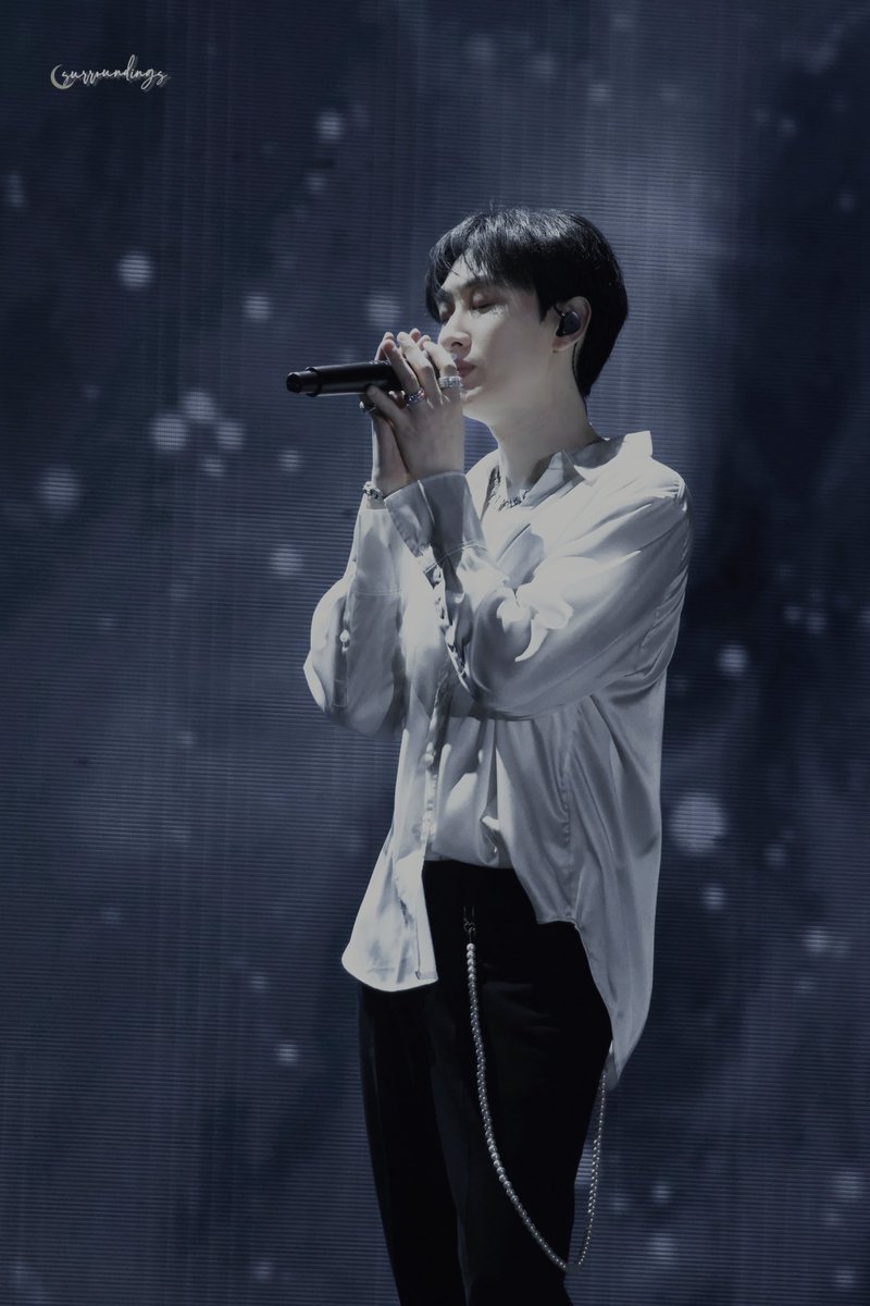 DALSRD's tweet photo. 🌙2024.12.07 Eclipse in🇭🇰

❄️

@AllRiseSilver 

#ECLIPSE_IN_HK 

#은혁 #이혁재 #EUNHYUK #LEEHYUKJAE 
#SUPERJUNIOR #슈퍼주니어 #슈쥬
#ELF #HKELF #엘프 https://t.co/BCOFdI11VL