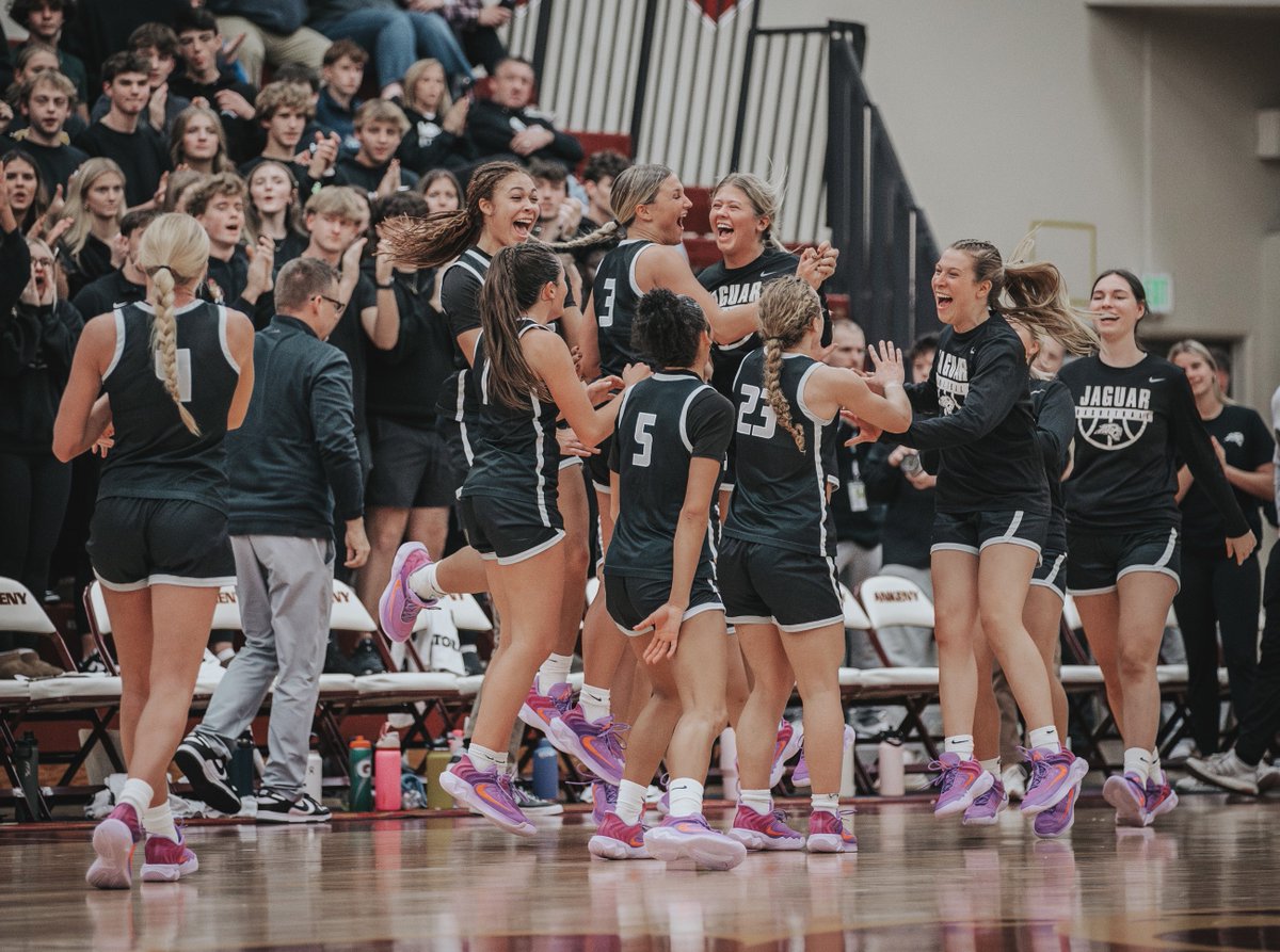 Motivated by an overtime loss 3 days earlier, <a href="/ACHSGBBALL/">Ankeny Centennial Girls Basketball</a> shuts down <a href="/Hawkettehoops/">Hawkette Basketball</a> and hands its crosstown rival its first defeat: ankenyfanatic.com/2024/12/07/i-t…