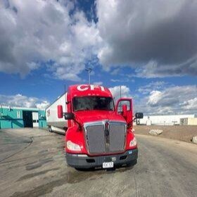Photo from the road 📸

Professional Driver Carson W. makes sure his CFI truck shines bright after a well-deserved wash.

Keep it up, Carson!