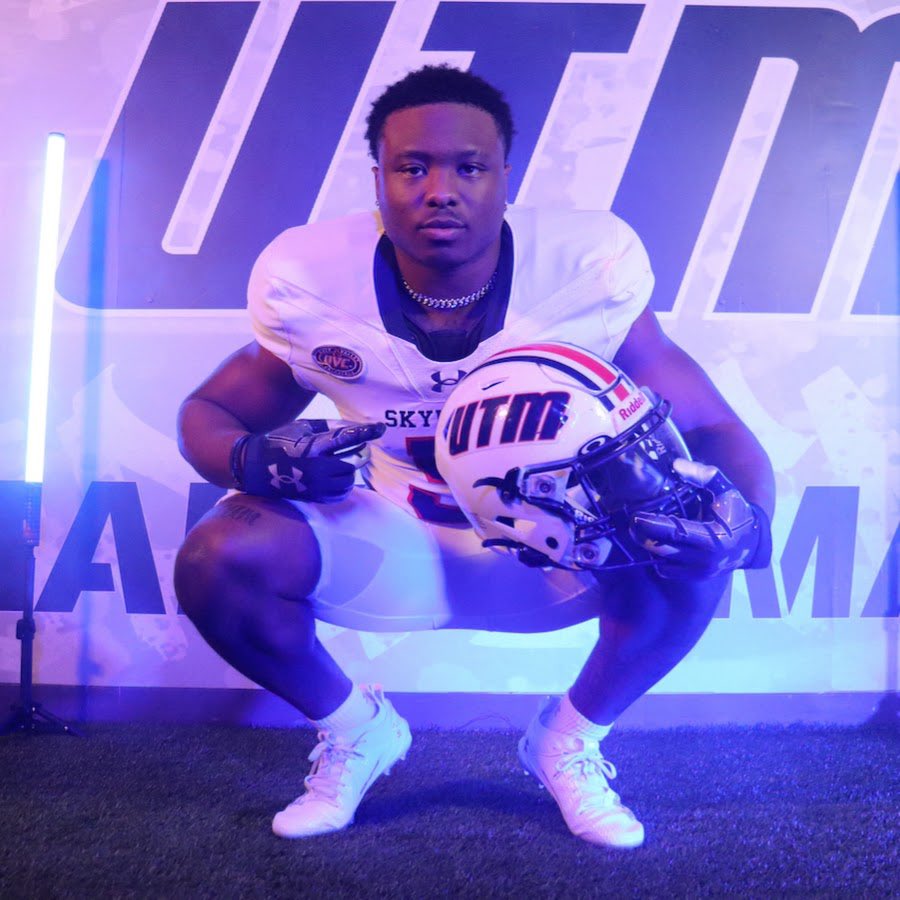 MrNoOffseason's tweet photo. Good luck this weekend @rashad_raymond and @Marvion76Field! #PGFam https://t.co/j8O9unoork