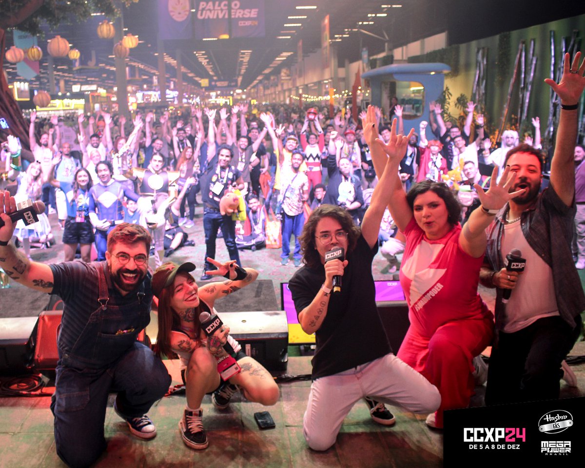 MegaPowerBrasil's tweet photo. ⚡️
As ruínas de Manlar foram energizadas pela Rede de Morfagem na tarde do dia 06 de Dezembro da #CCXP24!
O painel "Diversidade e Power Rangers" foi MORFENOMENAL!
MUITO OBRIGADO #SquadDoPoder! https://t.co/BGzJUxUVcu
