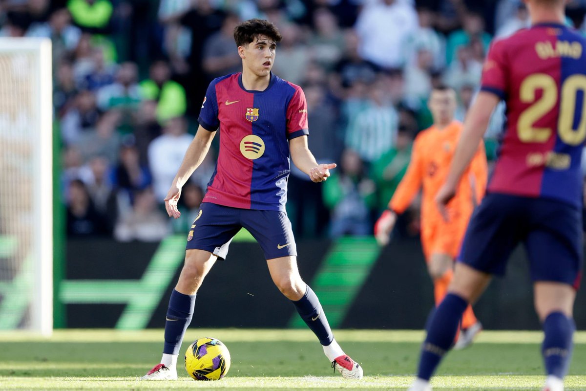 HQPbarca's tweet photo. Pau Cubarsi  #BetisBarça https://t.co/7nP8Ogc5Cj