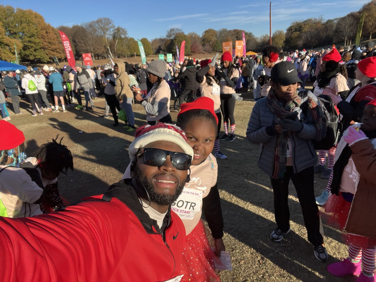 Arthur Davis (@adnspire) on Twitter photo Great run this morning with the #GOTR βGirls On The Runβ group at <a href="/piedmontpark/">Piedmont Park</a> . Our <a href="/CampbellES_FCS/">Campbell Elementary</a> staff and parents showed up to run with and support our girls. ππΎ
ππΎββοΈπ¨π¨π¨
ππΎββοΈπ¨π¨π¨ Great run this morning with the #GOTR βGirls On The Runβ group at <a href="/piedmontpark/">Piedmont Park</a> . Our <a href="/CampbellES_FCS/">Campbell Elementary</a> staff and parents showed up to run with and support our girls. ππΎ
ππΎββοΈπ¨π¨π¨
ππΎββοΈπ¨π¨π¨