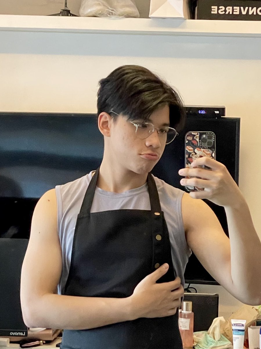 Leo 레오 tweet media