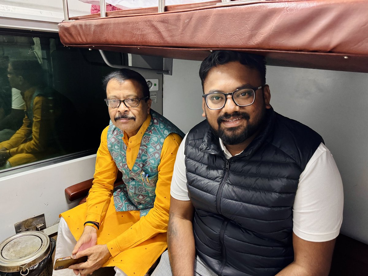 imchandanRay's tweet photo. Engaging in insightful discussions while traveling with the Minister of Revenue and Disaster Management of Odisha Shri @sureshkpujari ji. A journey that combines knowledge and camaraderie. ๐๐ฑ #LeadershipInTransit #Odisha #TravelDiaries https://t.co/LQjcCgnIxV