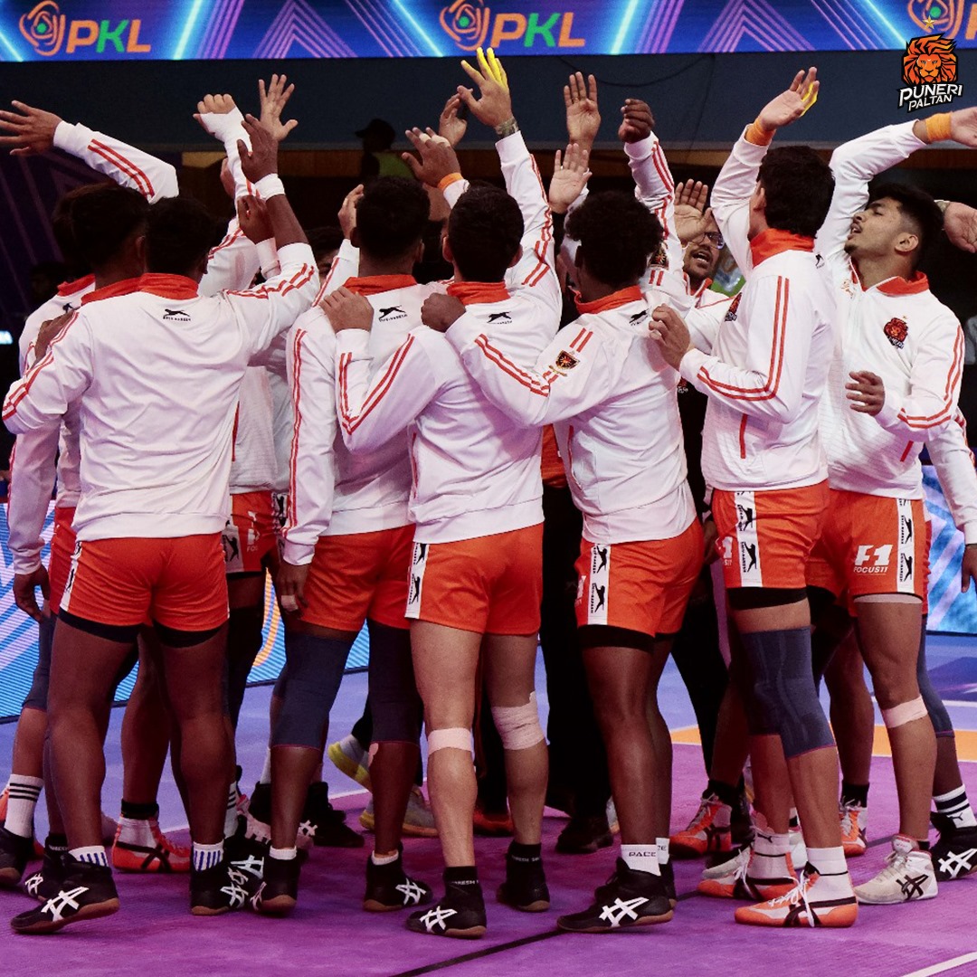 PuneriPaltan's tweet photo. They came, they fought, they gave their everything. ⚔️
Tonight just wasn't our night, but we’ll come back stronger.
#Match17 | #UPYvsPUN | #PuneriPaltan | #PaltangiriContinues | #पुन्हाहोऊदेPaltangiri | #PKL11 | #ProKabaddi" https://t.co/jyyVqxhDA2