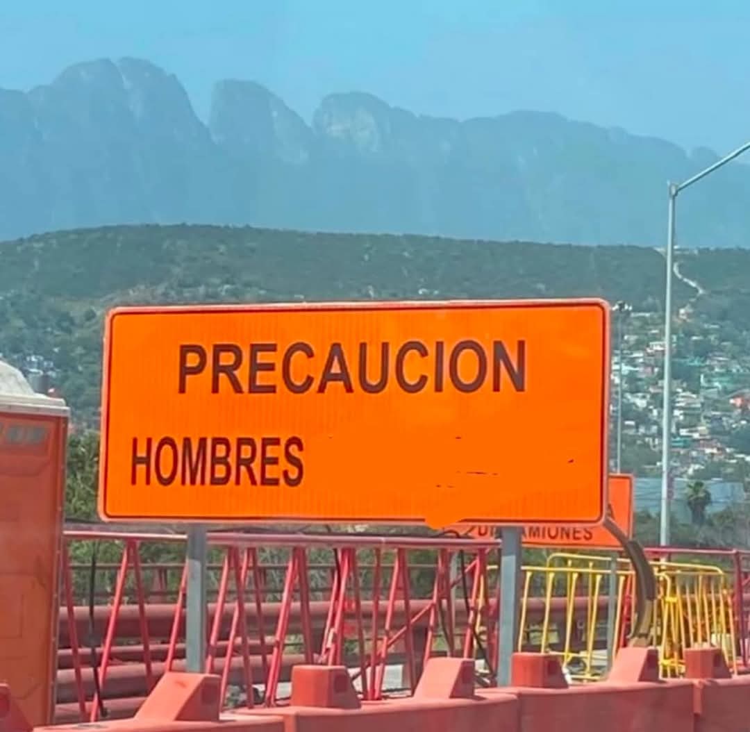 Occi_0Lu's tweet photo. Cuando voy a la fac de ingeniería https://t.co/6RWopxxwRz