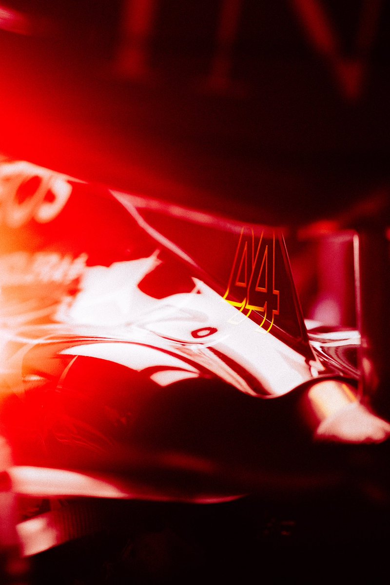 Lewis Hamilton tweet media