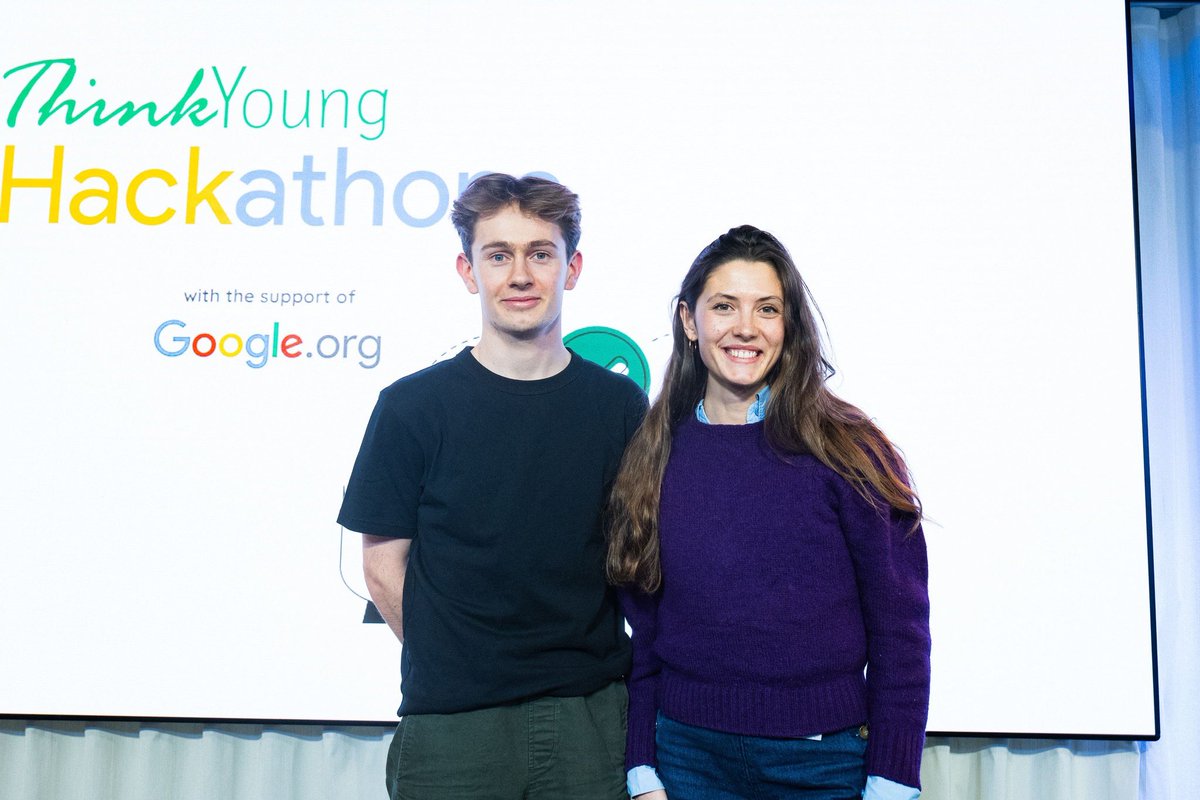 Pol a remporté hier le hackathon <a href="/Google/">Google</a> X <a href="/ThinkYoungNGO/">ThinkYoung</a> à Bruxelles🥇

➡️ Nous avons su développer une version de notre application Pol qui sache répondre aux enjeux actuels de désinformation électorale et d’abstention. 

🇪🇺 Direction la grande finale européenne de ce hackathon