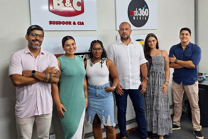 janelapub's tweet photo. CEARENSES REFORÇAM O TIME COMERCIAL DA EMPRESA DA OOH MOB360 - Meta é a ampliação da presença no mercado local.
* Saiba mais em https://t.co/uSTRzzygIm

#janelapublicitaria https://t.co/39zqPgWho0