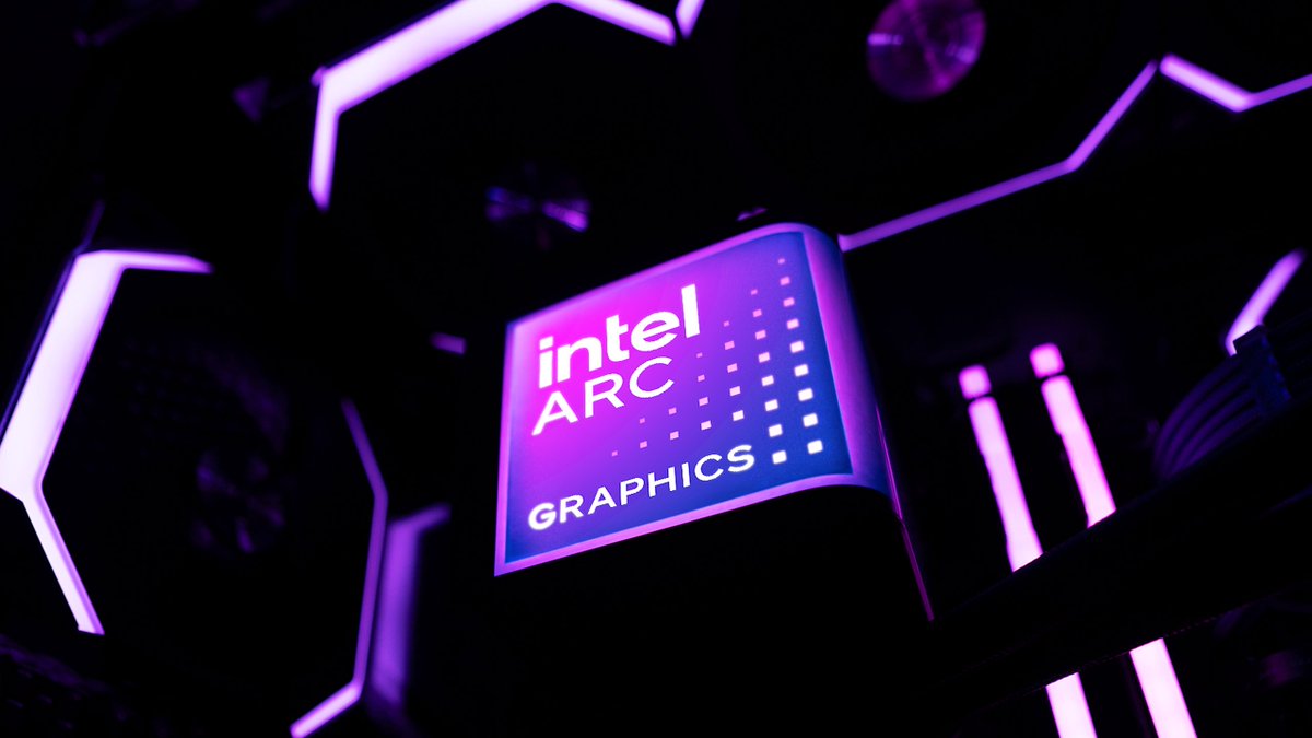 IntelGaming's tweet photo. The #IntelArc B580 Limited Edition GPU has a new home. 🤩

What should we name the build? https://t.co/1LbSc3mp0A