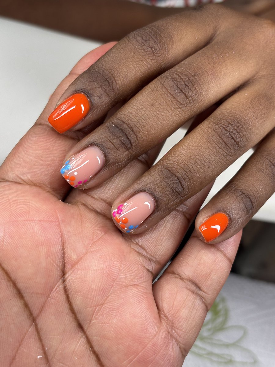 __Nonhle's tweet photo. Make me your Rubber base nail tech in 2025 🫵🏾.

0836384689. Durban Musgrave 

Ps: please ignore the audio, idk how to mute it on this app😂 https://t.co/kzBV0dFWfO