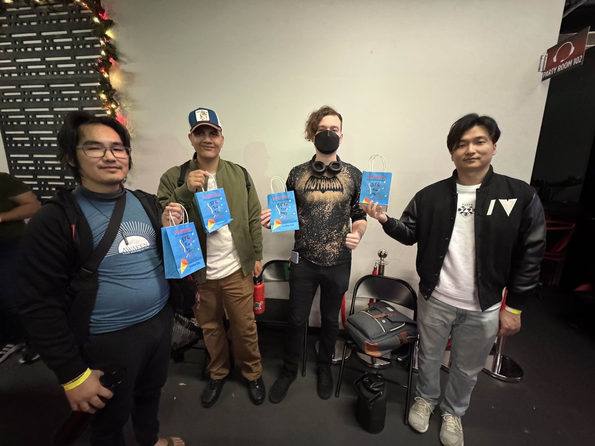 Congrats to MOTHMAN for taking this week's #SoCalColosseum #SF6 tournament!

🥇 <a href="/LGrinta/">MOTHMAN</a> 
🥈 <a href="/ChrisWinKeyless/">ChrisWin</a> 
🥉 <a href="/DodgerFGC/">Dodger</a> 
4⃣ <a href="/Charlie_FGC/">Charlie</a>
