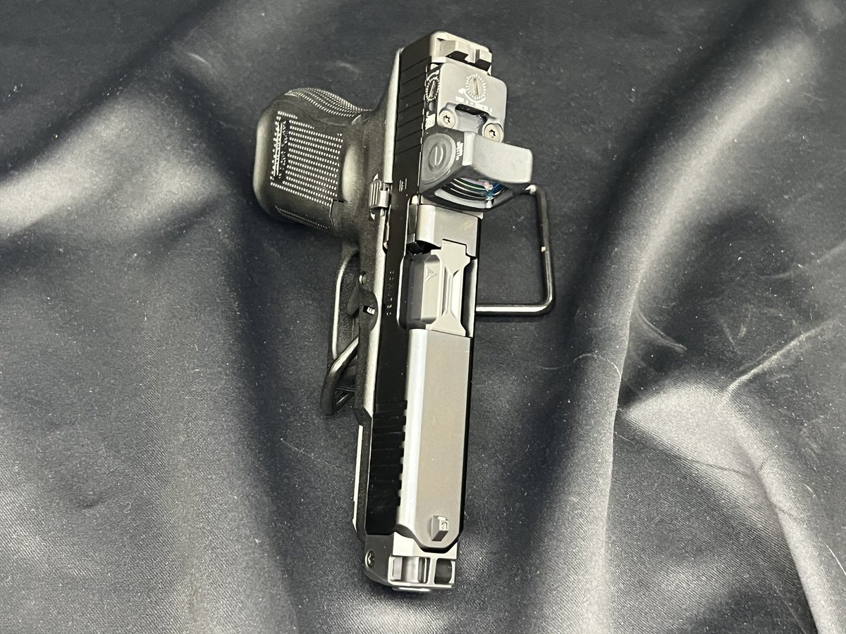 SouthsOutpost's tweet photo. Let us help you enhance your build today!  Glock 45MOS with Glock Performance Trigger, Radian Afterburner/Ramjet, and Trijicon RMR Type 2 3.25 MOA. This is packaged and ready to go home with you! https://t.co/beYBRUeRbX