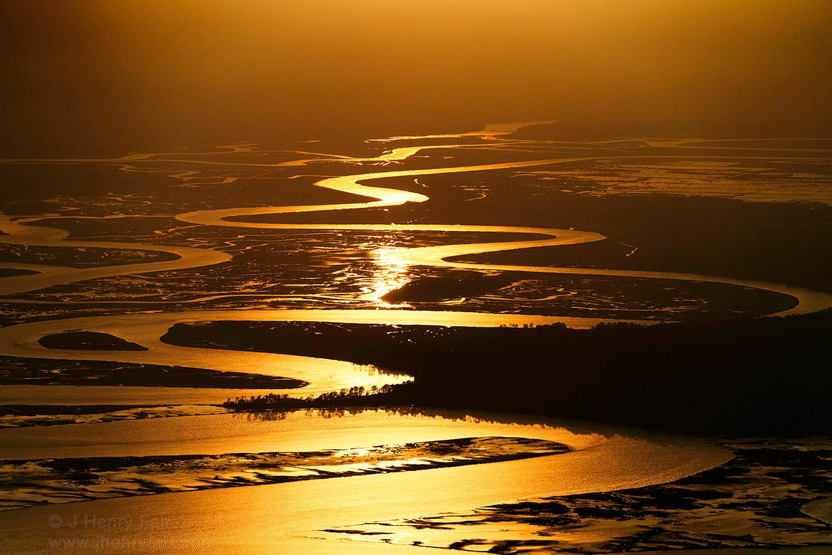 JHenryFair's tweet photo. By giving us the aerial view, @SouthWings enables us to see and understand environmental issues. Help me support them by buying a print, I will donate half the profits.
https://t.co/DIhaGr7e2p
#itsuptoyou #timetoact #thetimeisnow #tooprecioustolose #giving #Philanthropy #Combahee https://t.co/GYx1QAWXYj