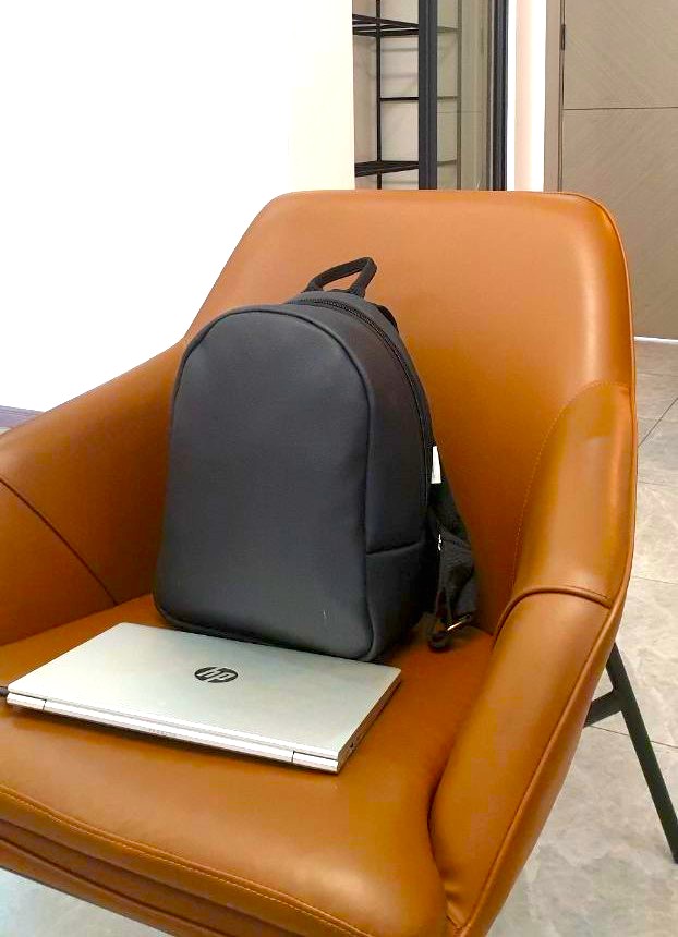 BackpackComfort's tweet image. Backpack comfort is the ultimate blend of style, durability, and practicality. Designed to securely hold all your essentials, from laptops to notebooks.

#BackpackUpgrade #BackpackComfort #Quality #Durability #BackpackComfort