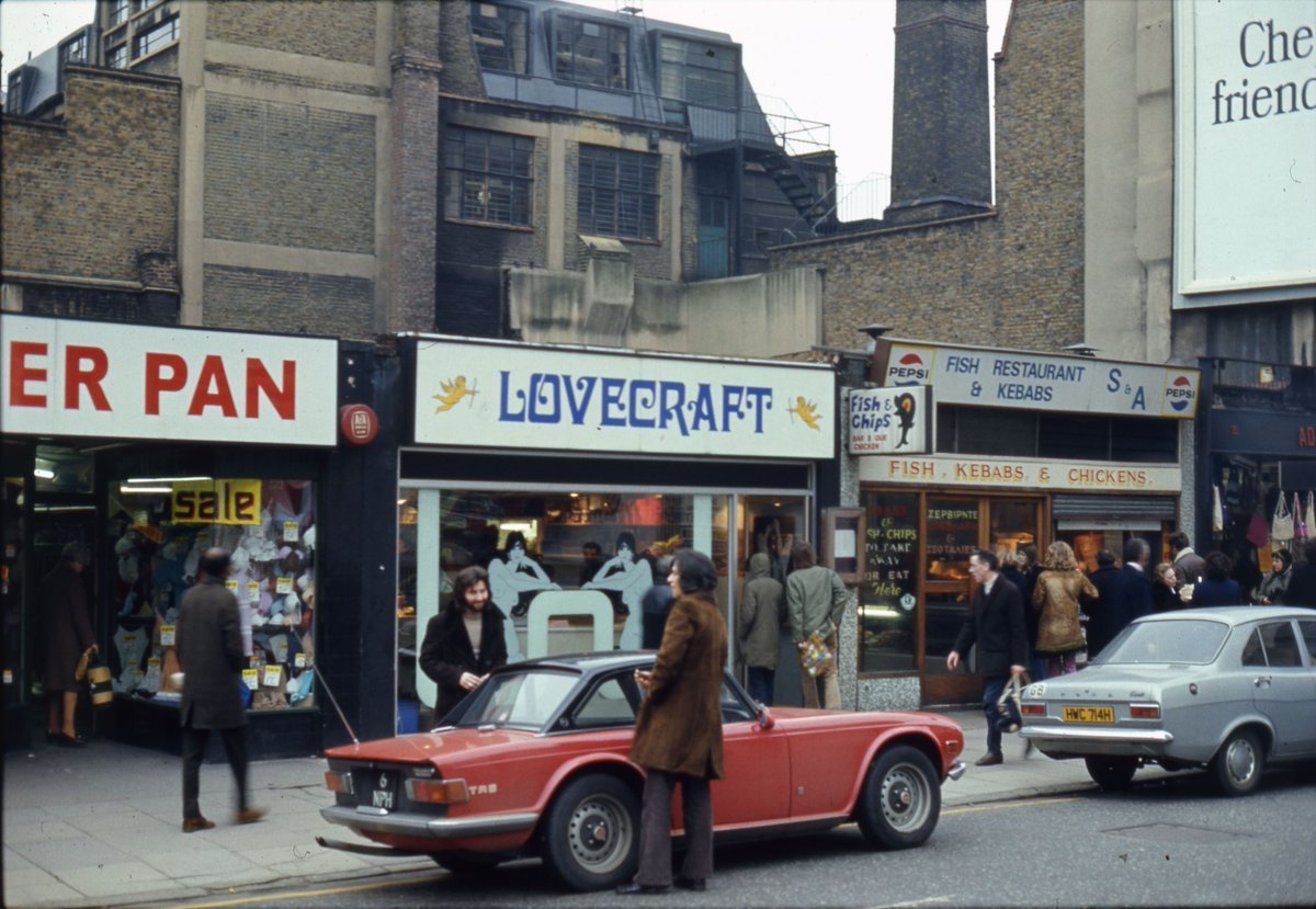 Pulp Librarian tweet media